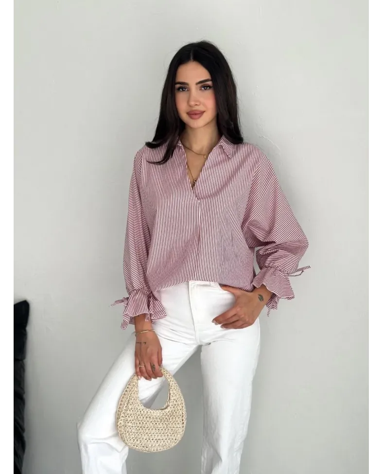 Kadın Arkası Asimetrik Yırtmaç Kesim Detaylı Cizgili Bluz Gömlek - Bordo