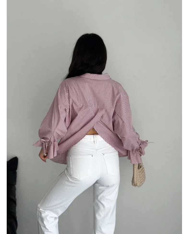 Kadın Arkası Asimetrik Yırtmaç Kesim Detaylı Cizgili Bluz Gömlek - Bordo