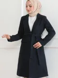 Kadın Kaşe Kaban Uzun Boy Kruvaze Yaka Kuşaklı Tesettür Kaban Astarlı Yünlü - Lacivert