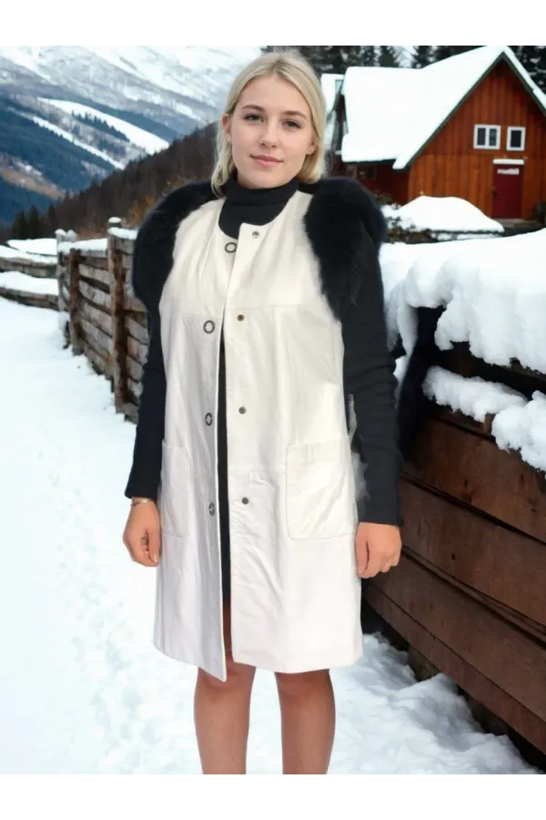 Kadın Kolsuz Hakiki Deri Kürk - Beyaz