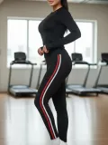 Kadın Likralı Penye Yanı Kırmızı Beyaz Şeritli Dar Kalıp Spor Tayt - Siyah