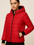 KADIN Şişme Kapüşonlu Fermuarlı Mont Su İtici Kapitone Cepli Ceket -  Kırmızı