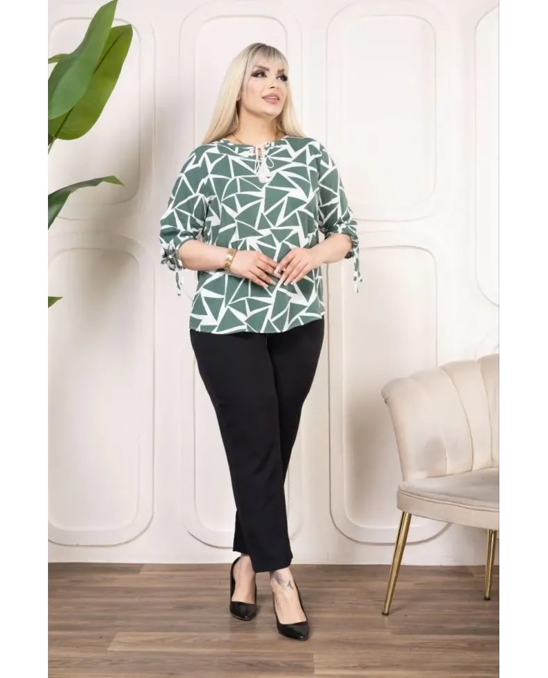 Kadın Desenli Püsküllü Viskon Bluz Bebe Yaka Kısa Kollu Big Size Rahat Kesim - Desenli