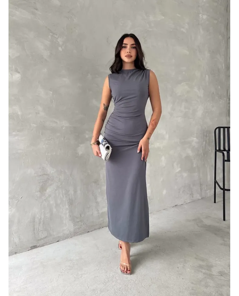 Kolsuz Yırtmaçlı Uzun maxı boy Elbise - Gri