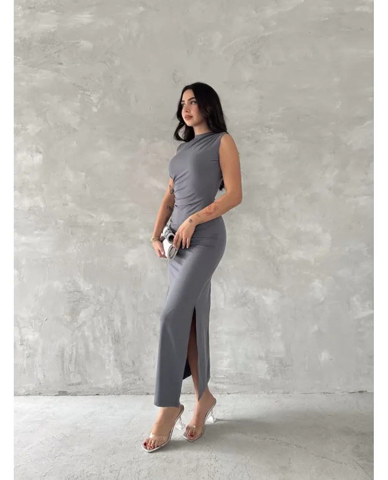 Kolsuz Yırtmaçlı Uzun maxı boy Elbise - Gri