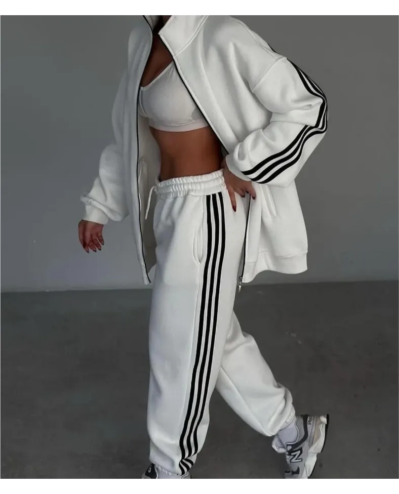 Şeritli Üç İplik Eşofman Takım - Beyaz