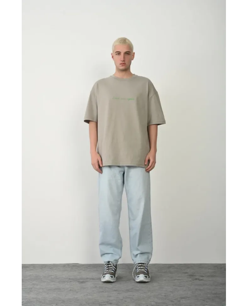 Erkek Baskılı T-Shirt Kısa Kol Bisiklet Yaka Rahat Kalıp Tişört  - Boyalı Gri