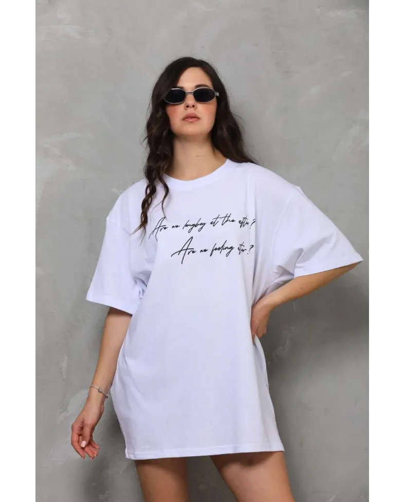 kadın Bisiklet Yaka Baskılı Oversize T-Shirt - Beyaz