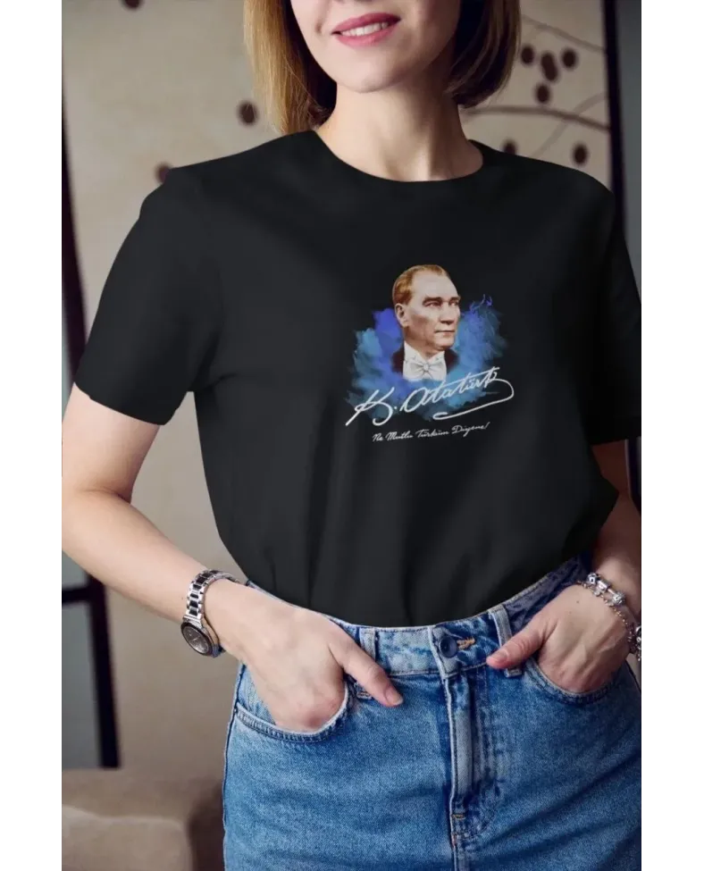 Kadın Bisiklet Yaka ATATÜRK Baskılı Oversize T-Shirt - Siyah