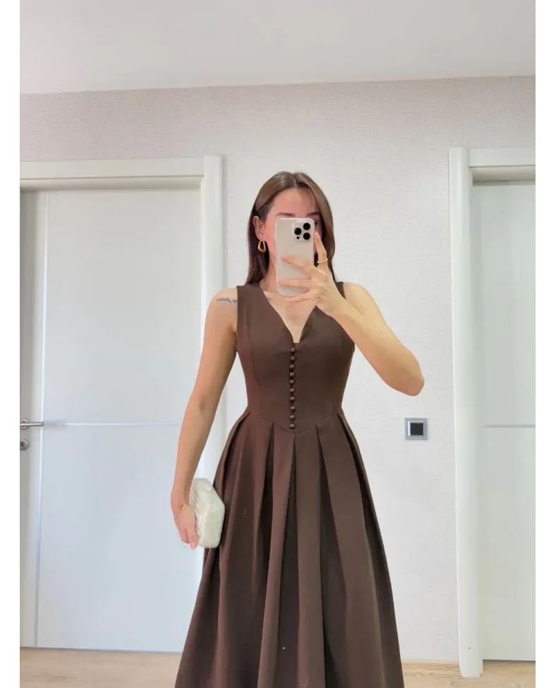 V yaka Krep Arka Ön Pens Detaylı Uzun Kolsuz Elbise - Kahverengi