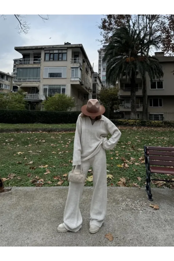 Yakalı Cizgi Detaylı Triko İkili Takım - Beyaz