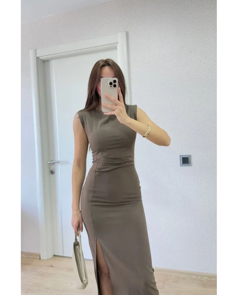 Yırtmaç Detaylı Sırtlı Kapalı Yandan Derin Yırtmaç Detaylı Kolsuz Elbise - Antrasit