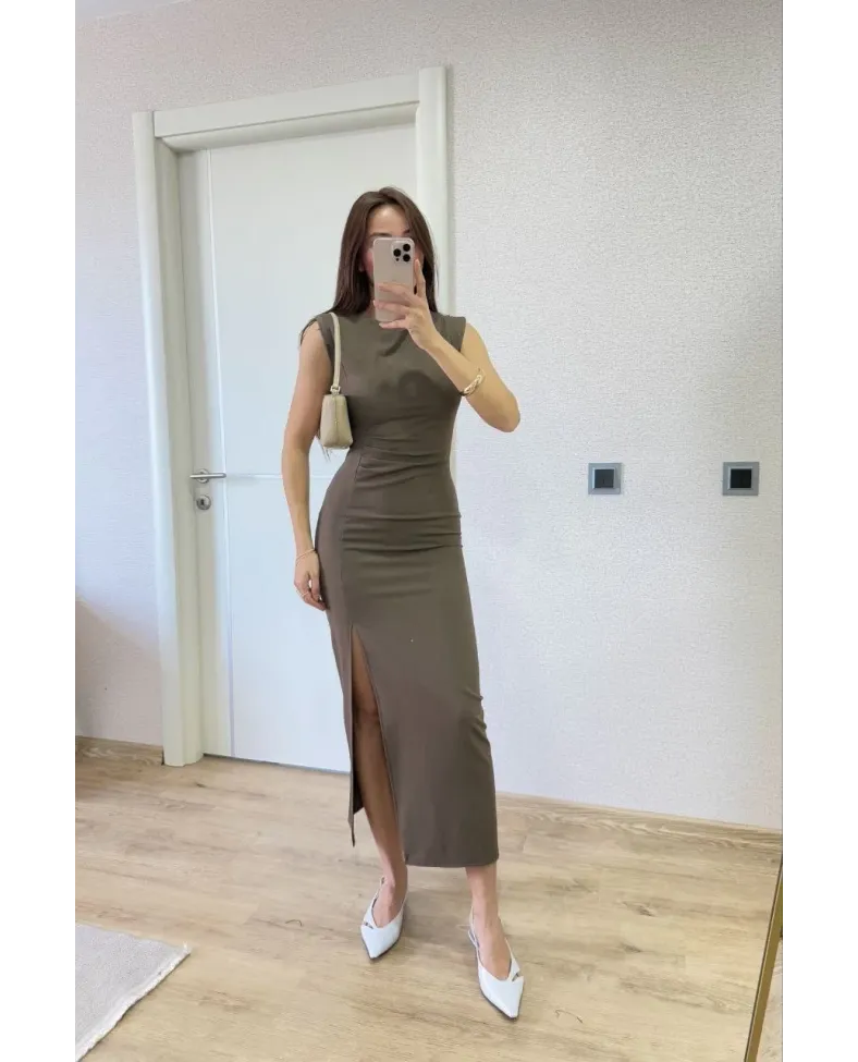 Yırtmaç Detaylı Sırtlı Kapalı Yandan Derin Yırtmaç Detaylı Kolsuz Elbise - Antrasit