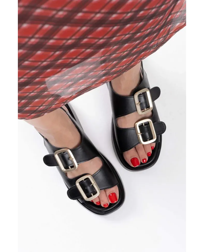 Siyah Cilt Kadın Sandalet TR17MY02A