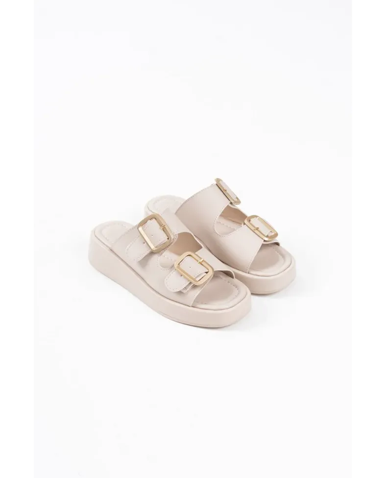 Bej Cilt Kadın Tokalı Terlik TR17MY01C