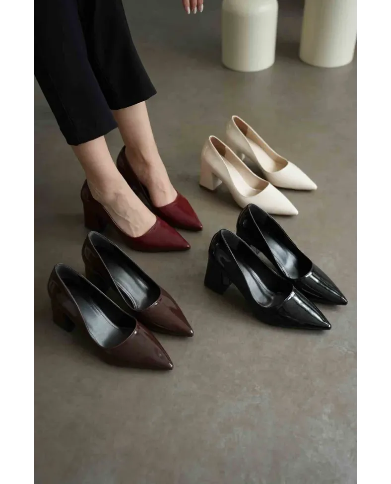 Bej Rugan Kadın Topuklu Ayakkabı TR08MS16E