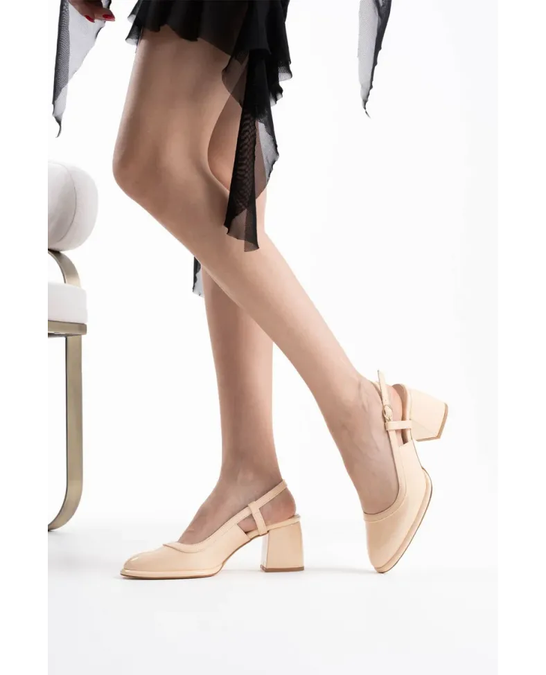 Açık Sarı Rugan Kadın Topuklu Ayakkabı TR18MS17B