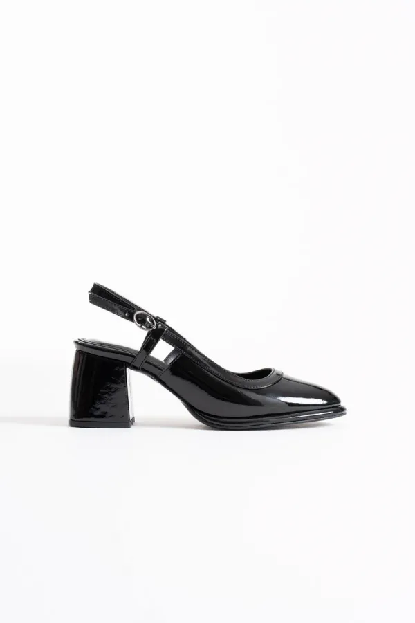 Siyah Rugan Kadın Topuklu Ayakkabı TR18MS17A