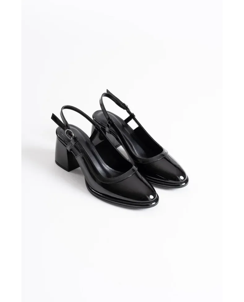 Siyah Rugan Kadın Topuklu Ayakkabı TR18MS17A