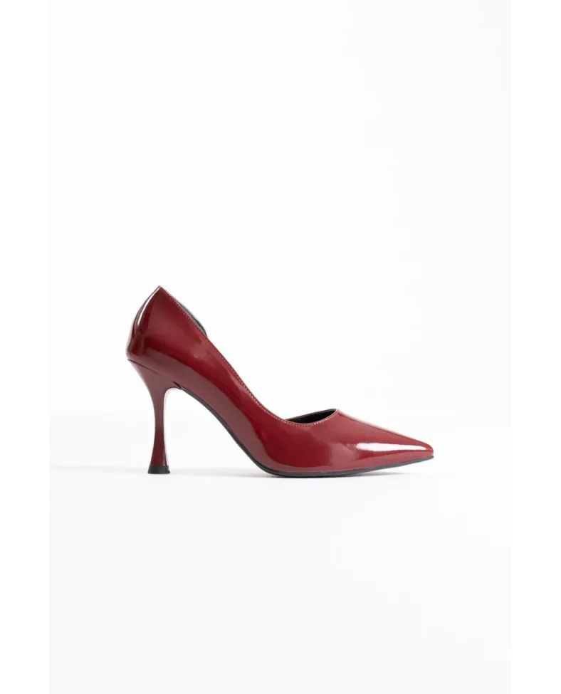 Kadın Bordo Rugan Topuklu Ayakkabı TR08MS45K