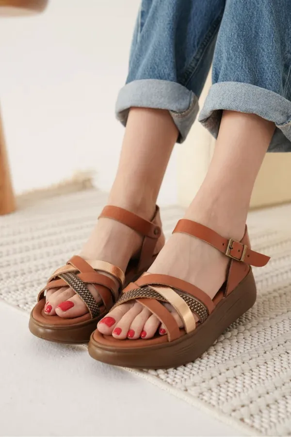 Taba Altın Detaylı Hakiki Deri Sandalet TR31MY55H