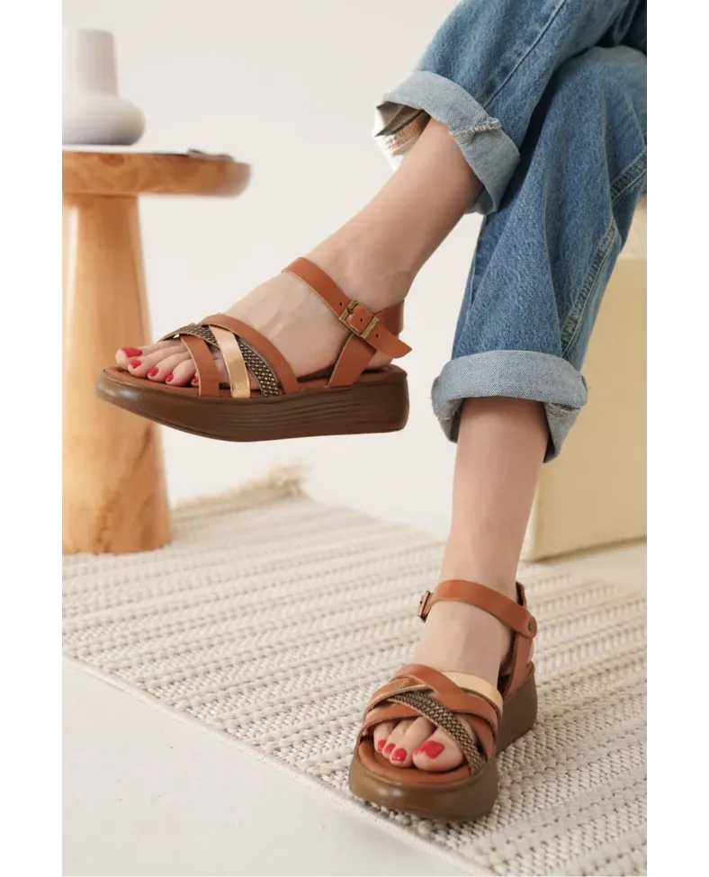 Taba Altın Detaylı Hakiki Deri Sandalet TR31MY55H