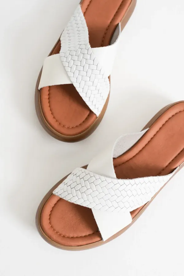 Beyaz Hakiki Deri Terlik TR31MY53M