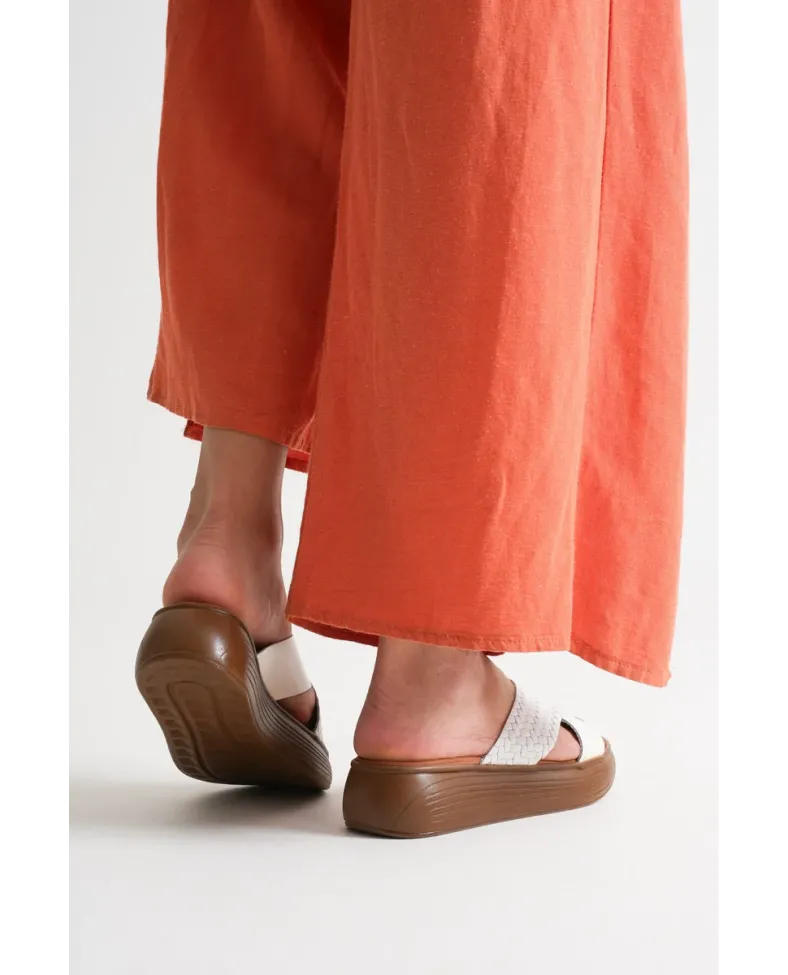 Beyaz Hakiki Deri Terlik TR31MY53M