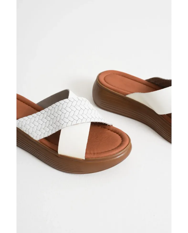 Beyaz Hakiki Deri Terlik TR31MY53M