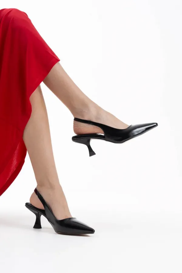 Kadın Siyah Kırışık Rugan Topuklu Ayakkabı TR08MS08C