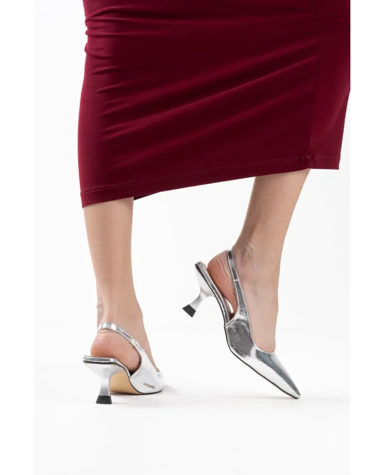 Kadın Gümüş Kırışık Rugan Topuklu Ayakkabı TR08MS08D