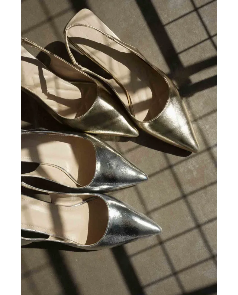 Kadın Gümüş Kırışık Rugan Topuklu Ayakkabı TR08MS08D