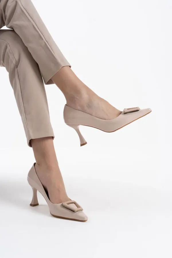 Kadın Bej Rugan Ayakkabı TR08MS09B