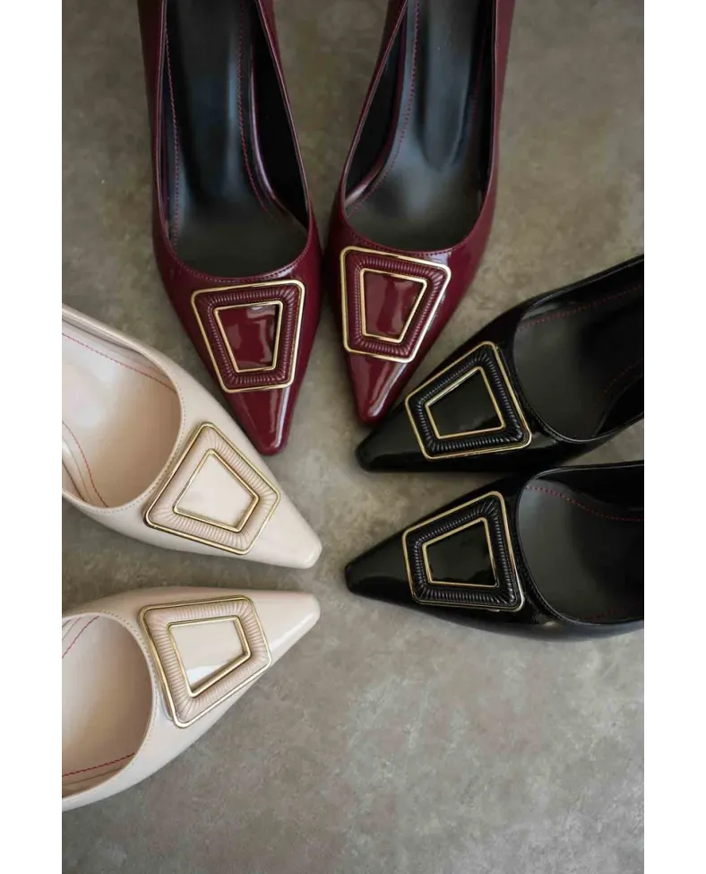 Kadın Bej Rugan Ayakkabı TR08MS09B