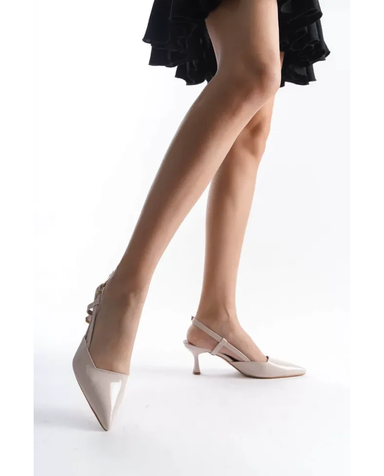 Kadın Bej Rugan Topuklu Ayakkabı TR08MS20D