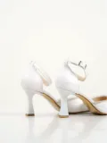 Taşlı Kadın Beyaz Topuklu Ayakkabı TR12MS02B