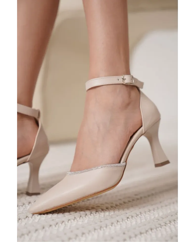 Taşlı Kadın Bej Topuklu Ayakkabı TR12MS02C