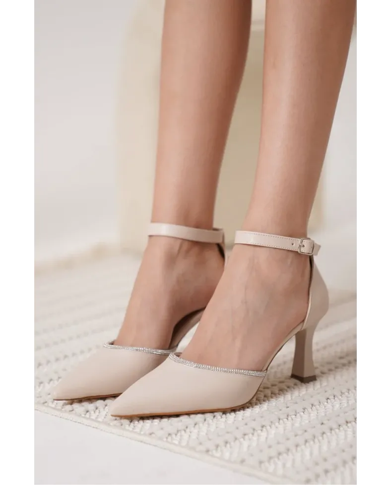 Taşlı Kadın Bej Topuklu Ayakkabı TR12MS02C