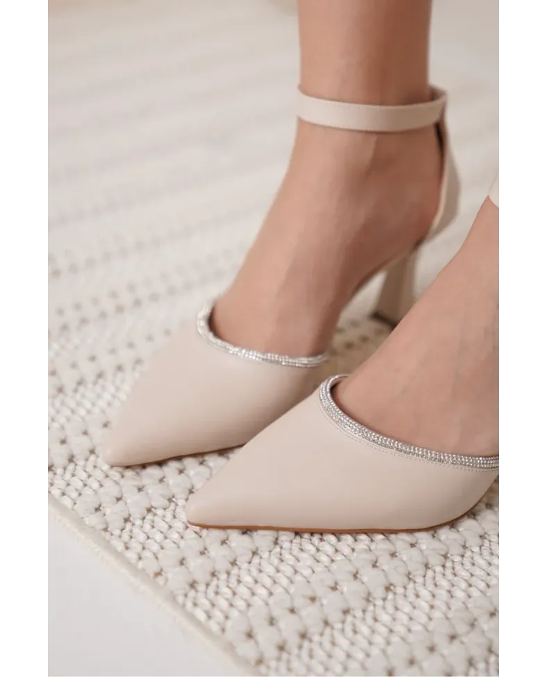 Taşlı Kadın Bej Topuklu Ayakkabı TR12MS02C