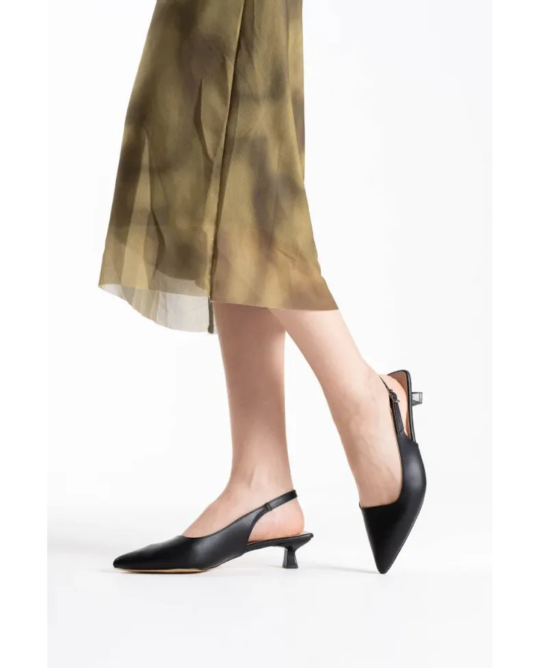 Siyah Cilt Kadın Ayakkabı TR16MS03A