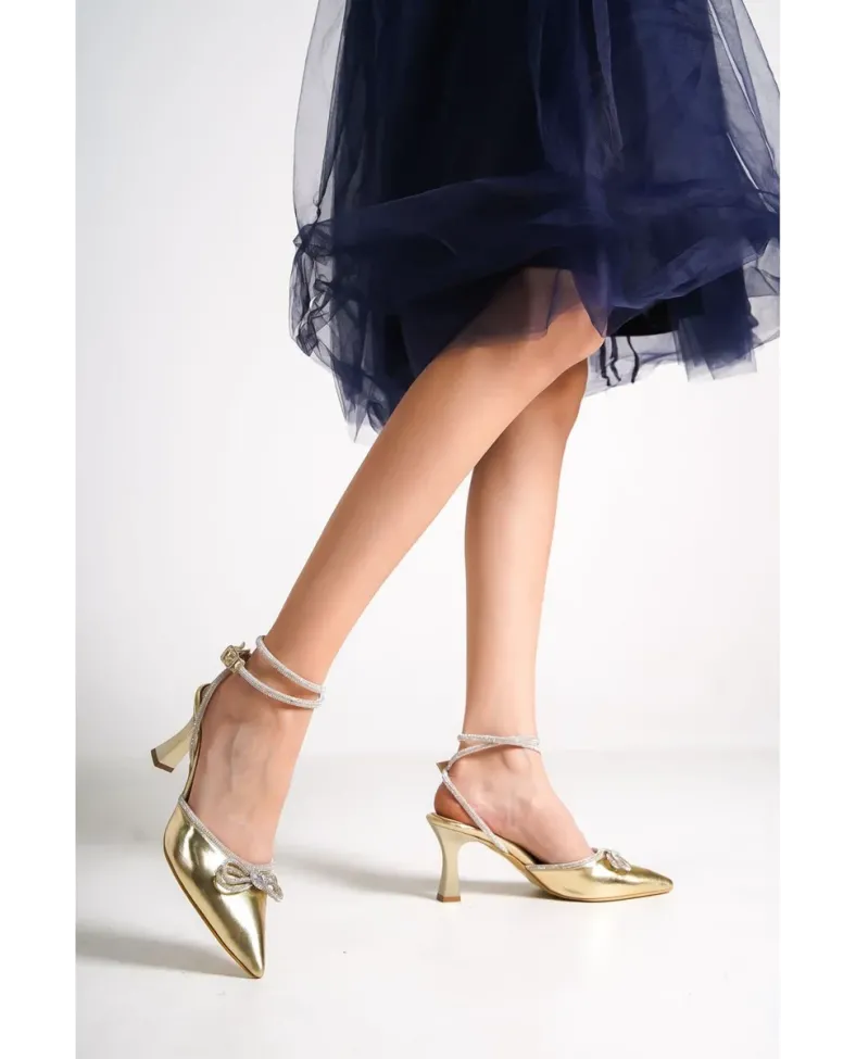 Kadın Altın Taşlı Topuklu Ayakkabı TR12MS05C