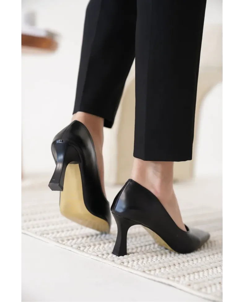Kadın Siyah Stiletto TR12MS06A