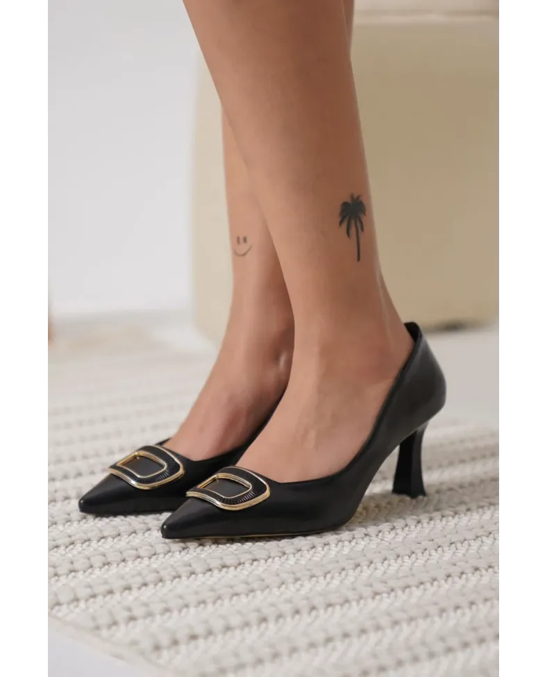 Kadın Siyah Topuklu Ayakkabı TR12MS07A