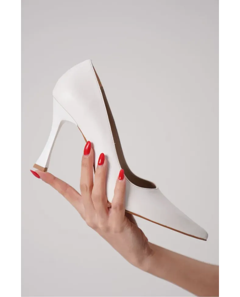Mat Beyaz Kadın Stiletto TR18MS03D