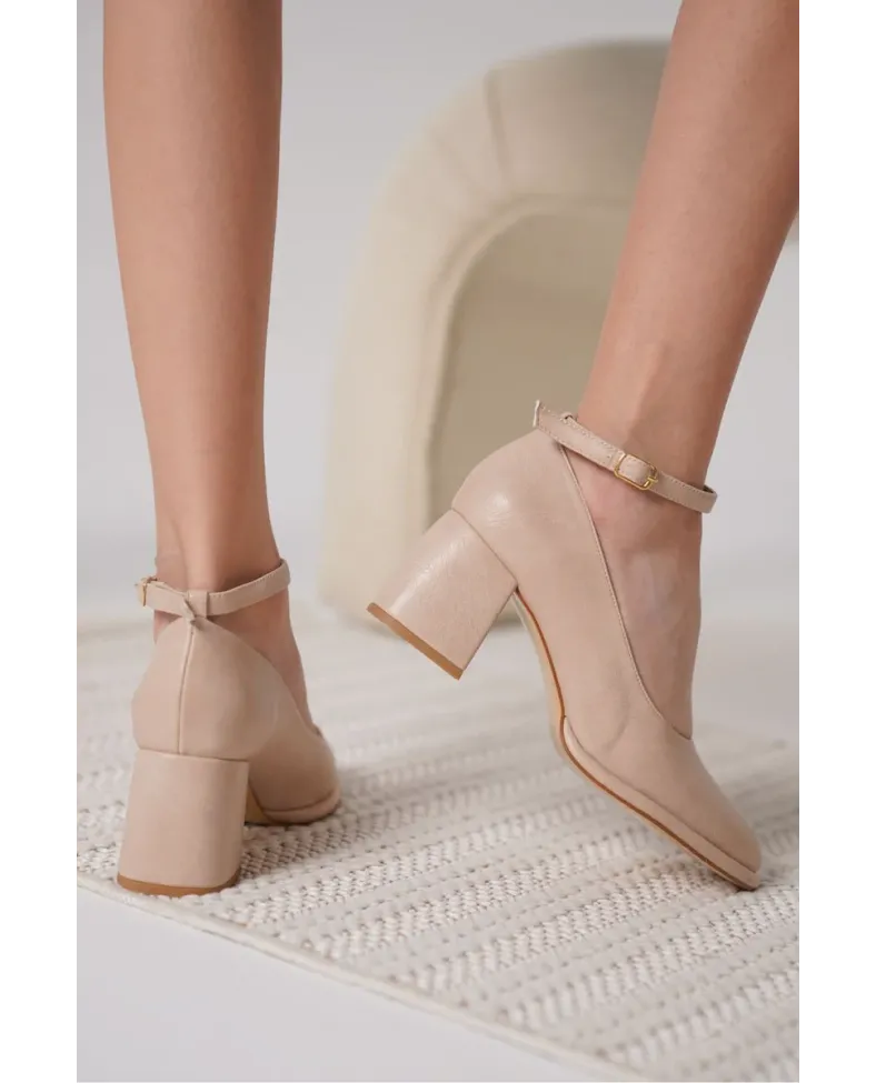 Kadın Mat Nude Topuklu Ayakkabı TR18MS06B
