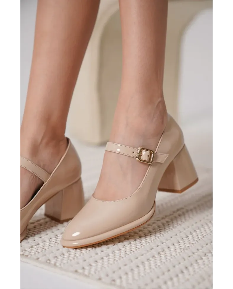 Nude Rugan Kadın Topuklu Ayakkabı TR18MS08B