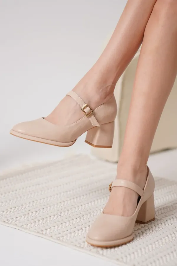 Nude Cilt Kadın Topuklu Ayakkabı TR18MS08D
