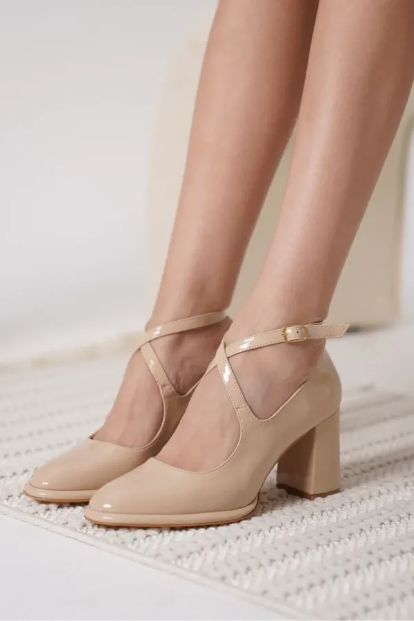 Nude Rugan Kadın Topuklu Ayakkabı TR18MS09B