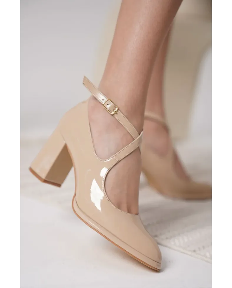 Nude Rugan Kadın Topuklu Ayakkabı TR18MS09B