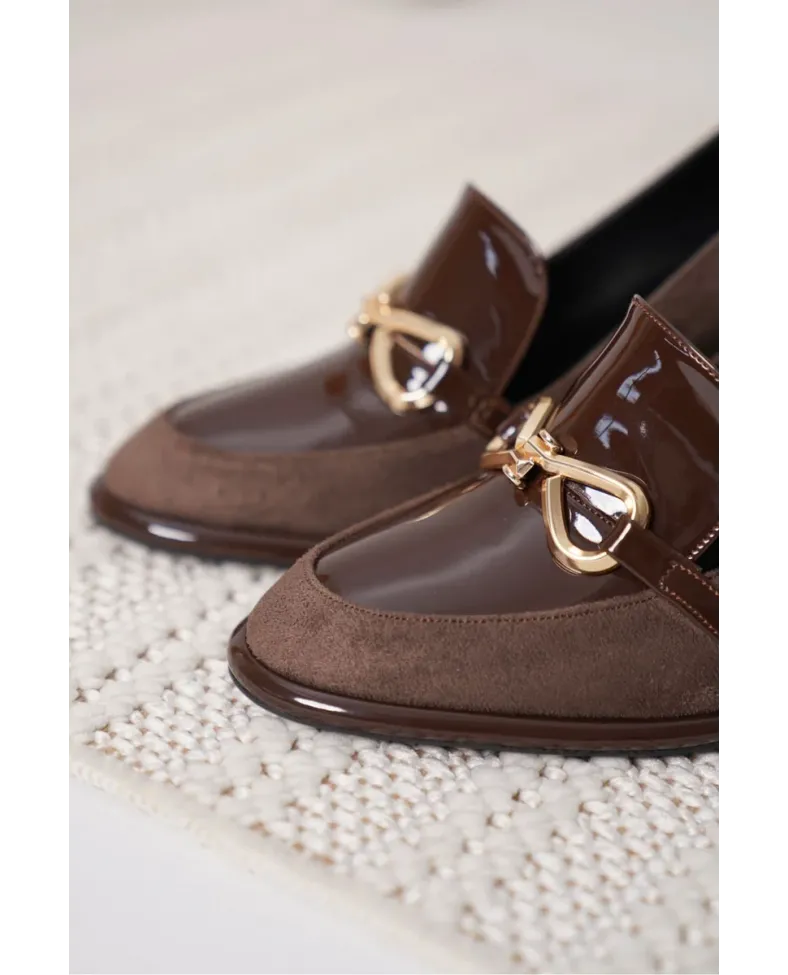 Acı Kahve Rugan Süet Detaylı Kadın Topuklu Ayakkabı TR18MS10E Somersan Giyim | Kadın, Erkek ve Çocuk Moda